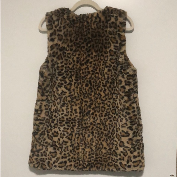 Cheetah Print Long Vest - Picture 6 of 7